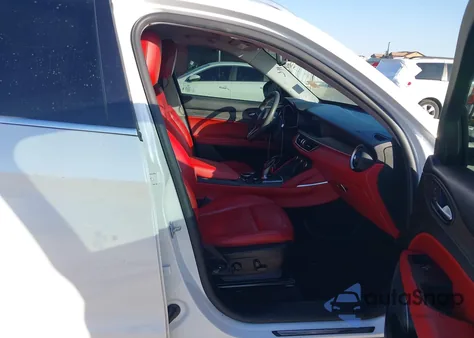 2018 Alfa Romeo Stelvio Ti Awd z USA, uszkodzony, nr VIN ZASFAKBN8J7C22670